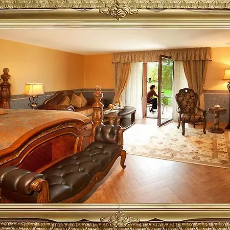 Burg Romantik Hotel