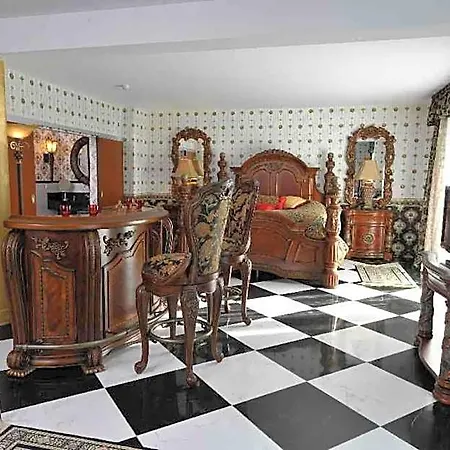 Burg Romantik Otel 4*