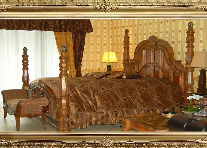 Hotel Burg Romantik 4*